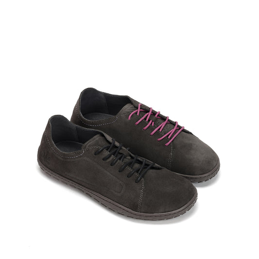 Zapato barefoot de piel de serraje artesanos Nomad mujer